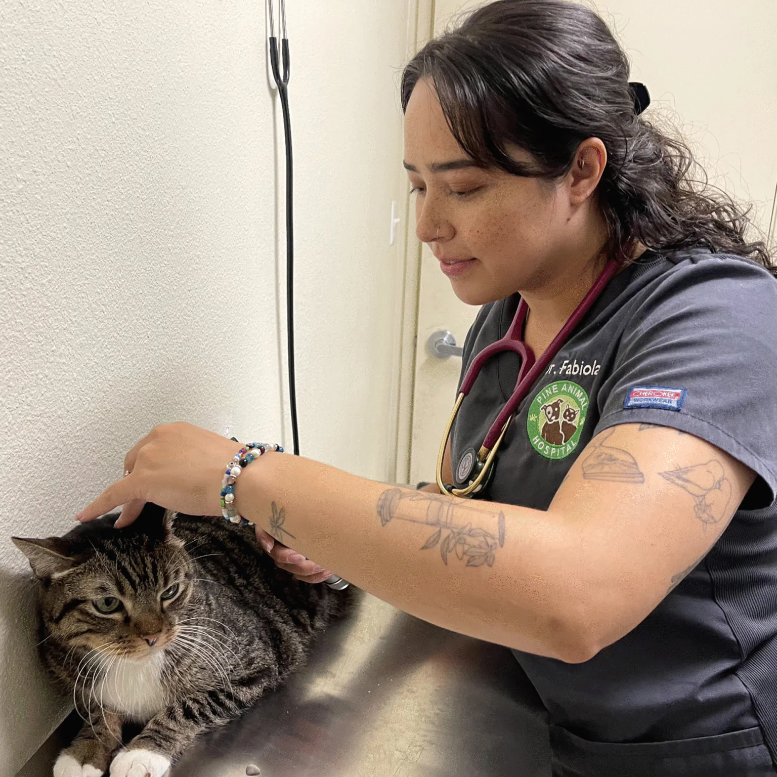 Dr. Fabiola Cardona - Veterinarian in Long Beach, CA